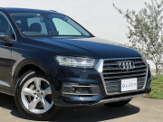 アウディ Q7 中古車