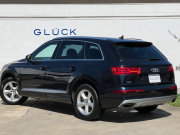 アウディ Q7 中古車