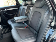 アウディ Q3 中古車