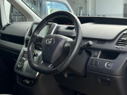 トヨタ VOXY 中古車