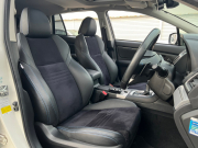 スバル レヴォーグ 中古車