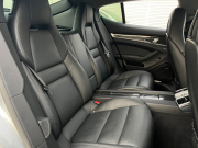 ポルシェ パナメーラ 中古車