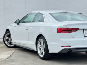 アウディ A5 中古車