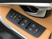 ボルボ V40 中古車