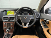 ボルボ V40 中古車