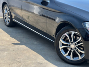 メルセデスベンツ Cクラス 中古車