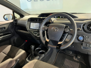 トヨタ アクア 中古車