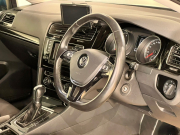 フォルクスワーゲン ゴルフ 中古車