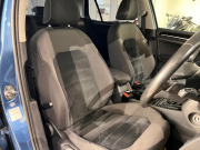 フォルクスワーゲン ゴルフ 中古車