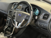 ボルボ V40 中古車