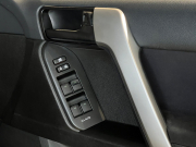 トヨタ ランドクルーザープラド 中古車