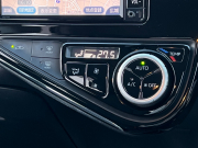 トヨタ アクア 中古車