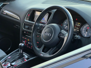 アウディ SQ5 中古車