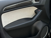 アウディ SQ5 中古車