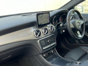 メルセデスベンツ GLA 中古車