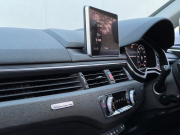 アウディ A4 中古車