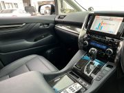 トヨタ アルファード 中古車