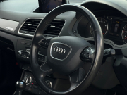 アウディ Q3 中古車