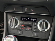 アウディ Q3 中古車