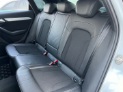 アウディ Q3 中古車