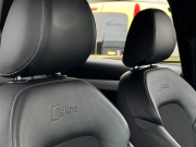 アウディ Q3 中古車