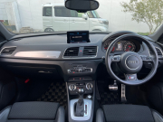アウディ Q3 中古車