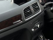 アウディ Q3 中古車