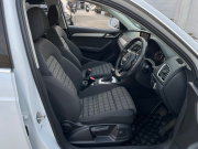 アウディ Q3 中古車