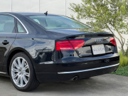 アウディ A8 中古車