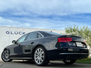 アウディ A8 中古車