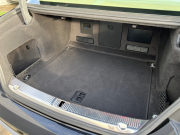 アウディ A8 中古車