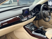 アウディ A8 中古車