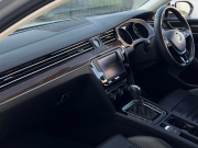 フォルクスワーゲン パサートヴァリアント 中古車