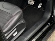 プジョー 2008 中古車