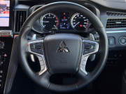 三菱 デリカD:5 中古車