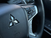 三菱 デリカD:5 中古車