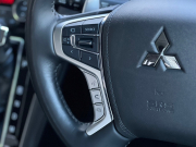 三菱 デリカD:5 中古車