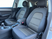 アウディ Q3 中古車