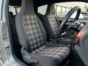 フォルクスワーゲン up! 中古車