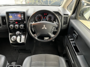 三菱 デリカD:5 中古車