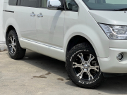 三菱 デリカD:5 中古車