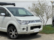 三菱 デリカD:5 中古車