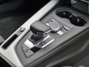 アウディ A5 中古車