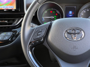 トヨタ C-HR 中古車