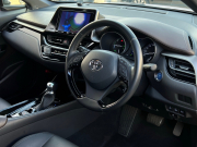 トヨタ C-HR 中古車