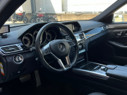 メルセデスベンツ Eクラス 中古車