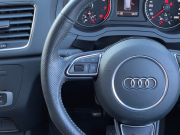 アウディ Q3 中古車