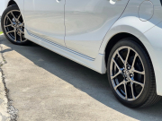 トヨタ アクア 中古車