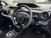 トヨタ アクア 中古車