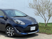 トヨタ アクア 中古車